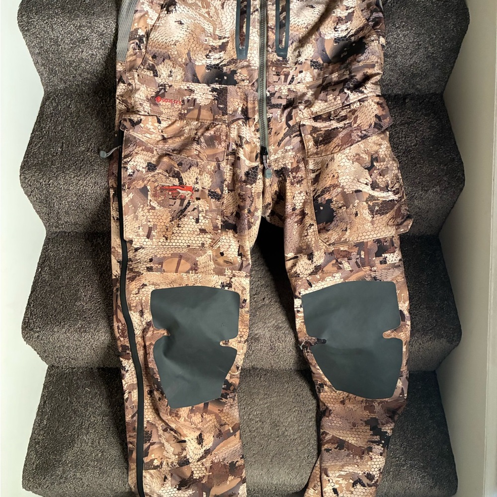 Sitka- Hudson bibs